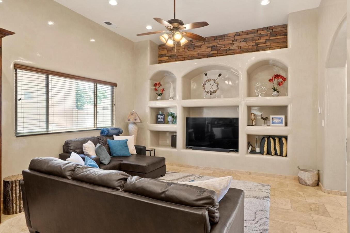 Luxury Tuscan Villa Near Old Town Albuquerque Exteriör bild