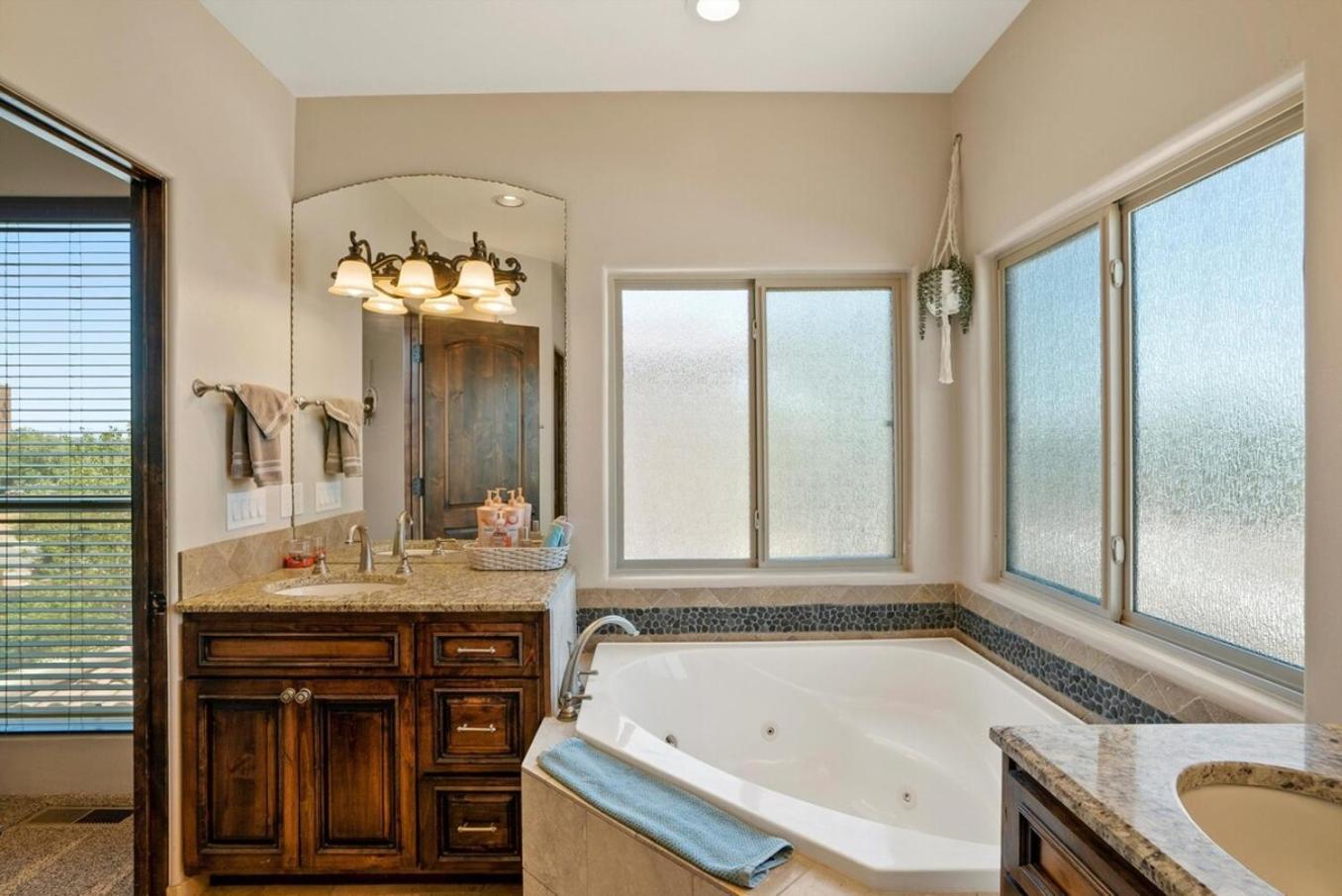 Luxury Tuscan Villa Near Old Town Albuquerque Exteriör bild